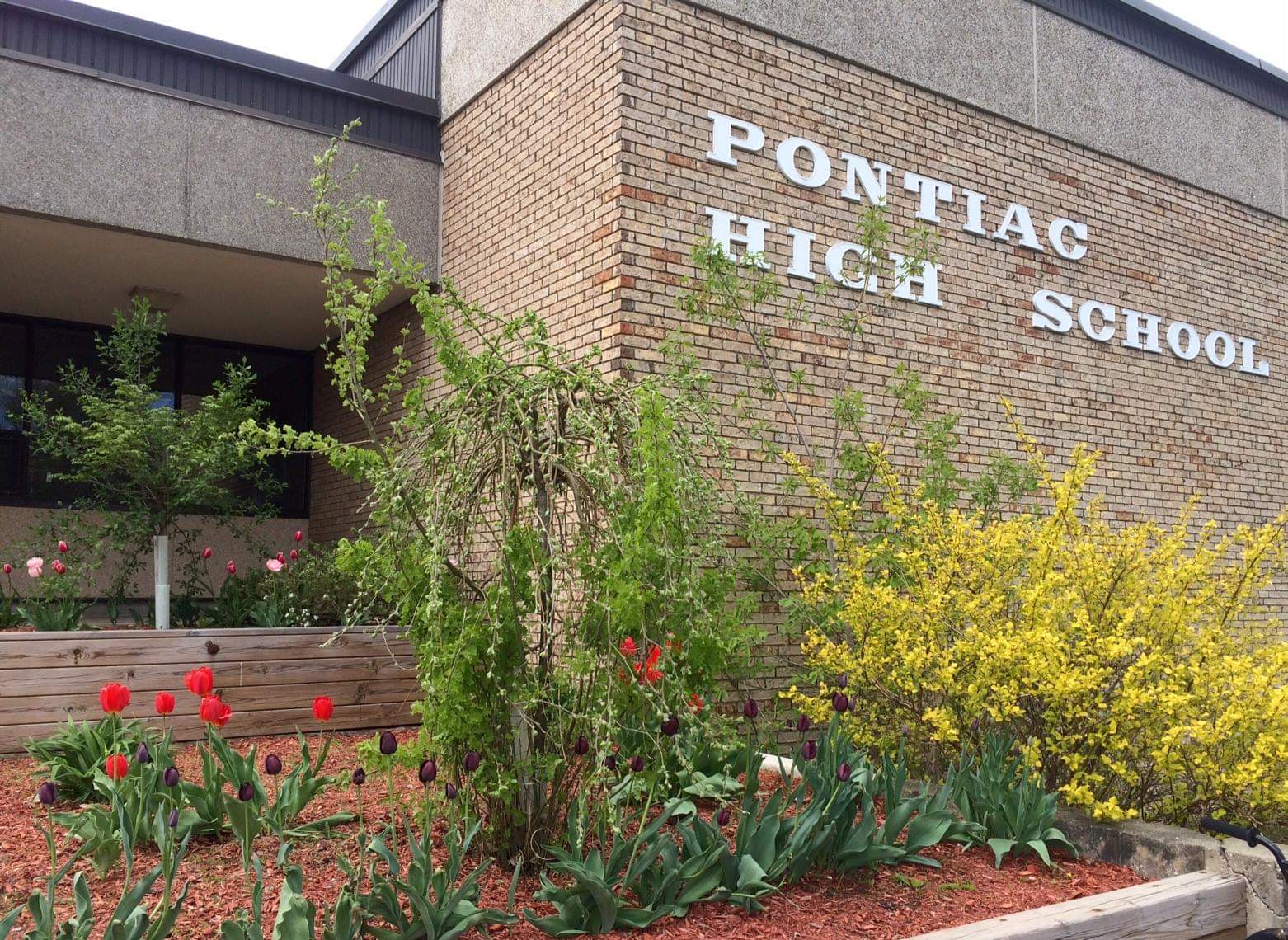 Pontiac Township High School CUSD #90 - Restroom