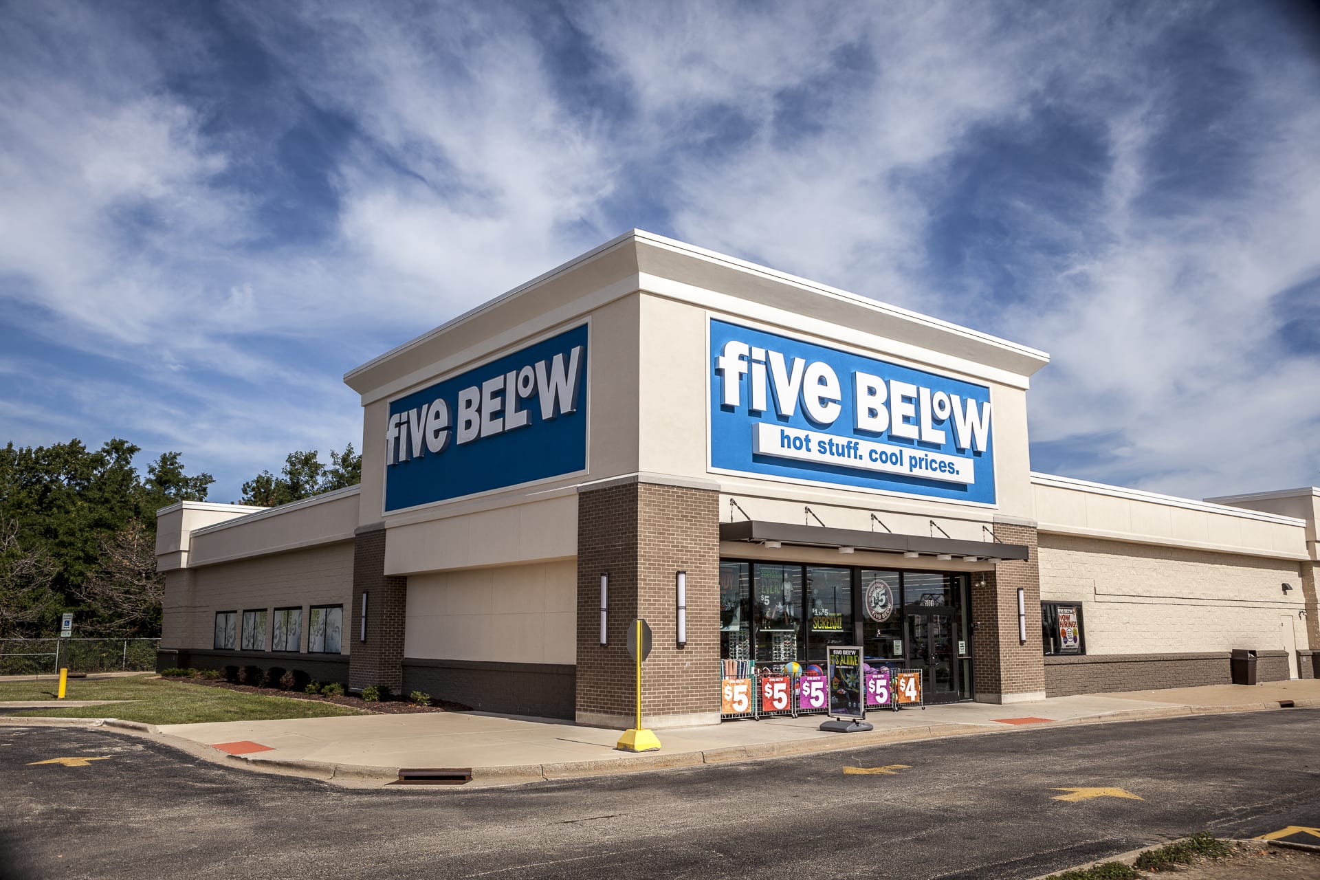 Glen Hollow Shopping Center - Five Below Retail